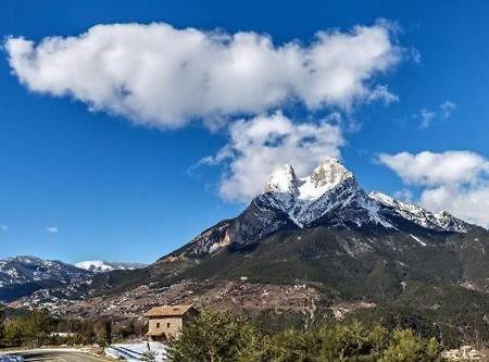 Hostal Rural Cal Xic Saldes Bagian luar foto